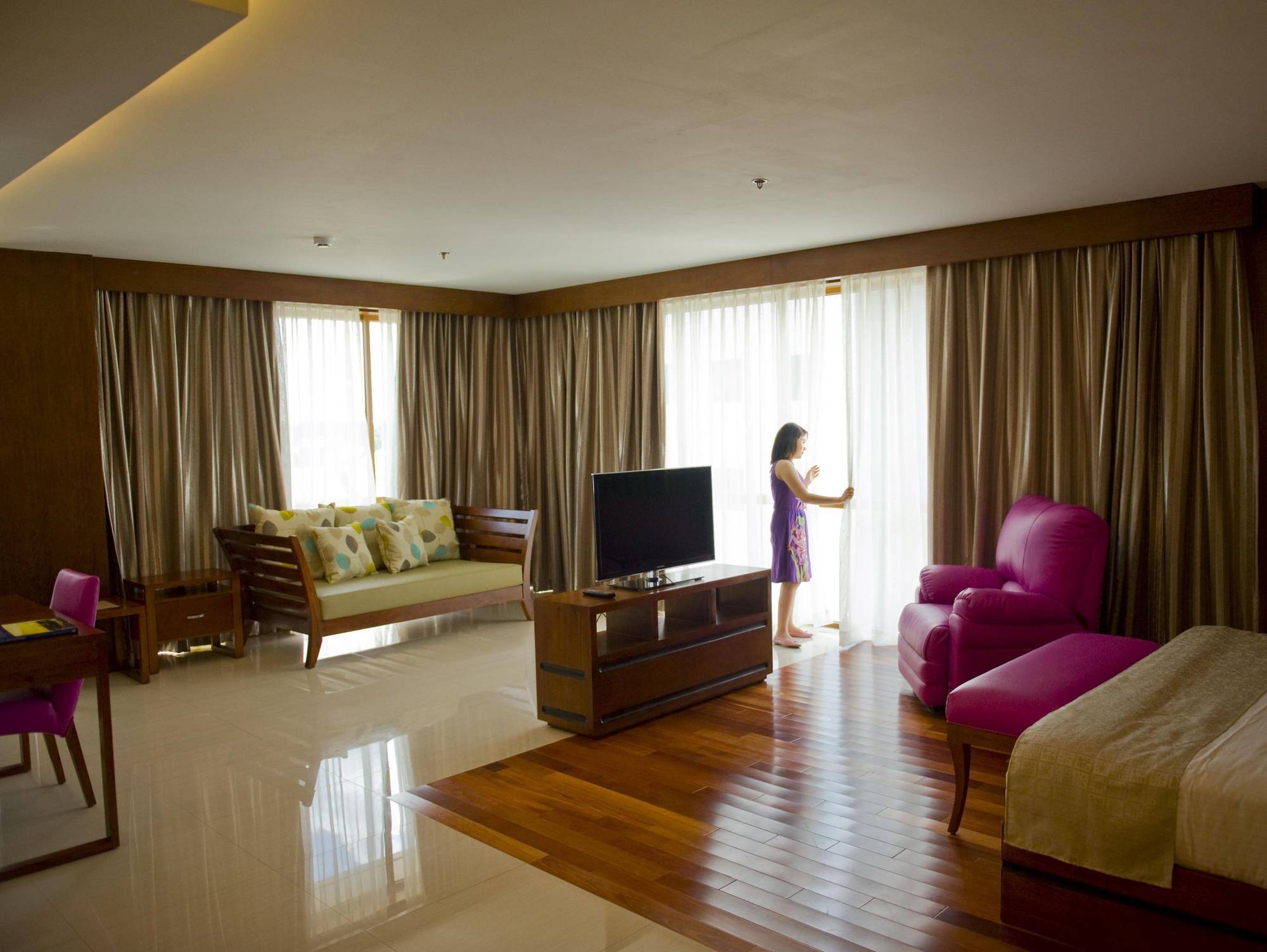 Skinetics Wellness Center Boutique Hotel Iloilo City Eksteriør billede